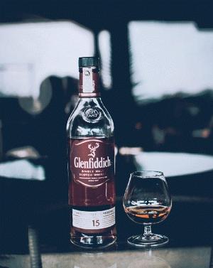 Skót whiskyből elképesztő mennyiséget adtak el